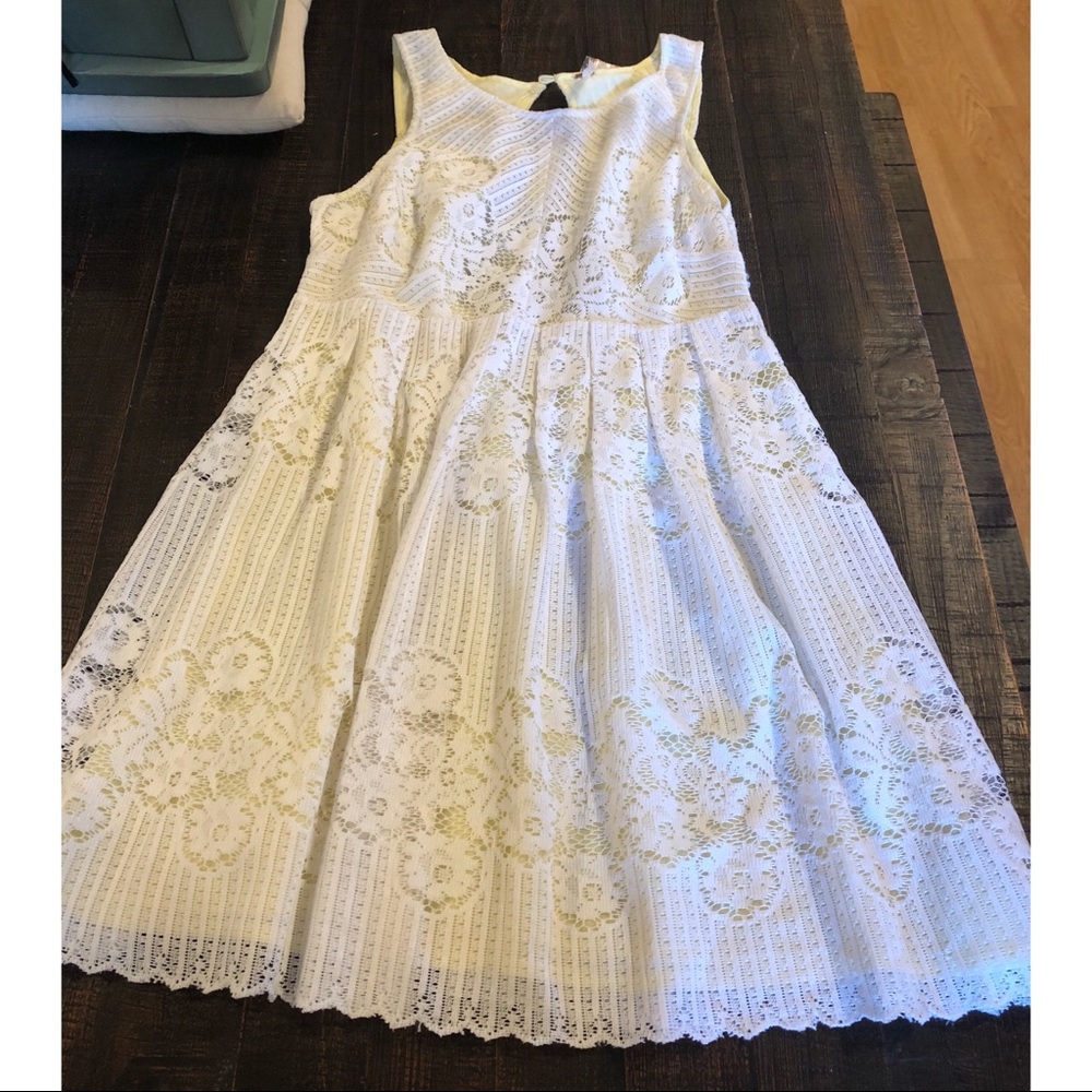 Free people white dress- size 4 NWT